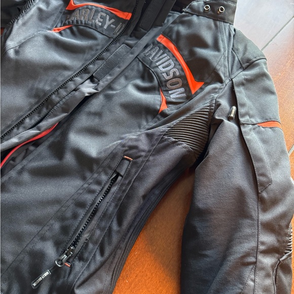 Harley-Davidson Women’s 3 in 1 Black and Orange Jacket - Picture 9 of 11